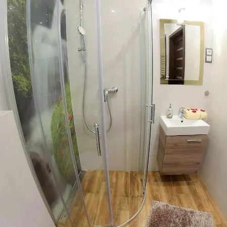 Jacuzzi Apartment
